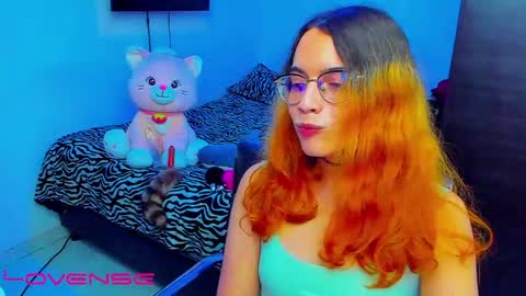 Lilly3 online show from April 6, 4:46 am