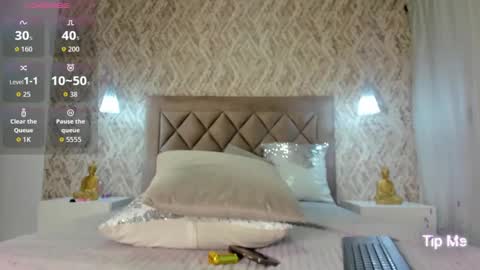 Lily Cooper online show from October 5, 12:11 am