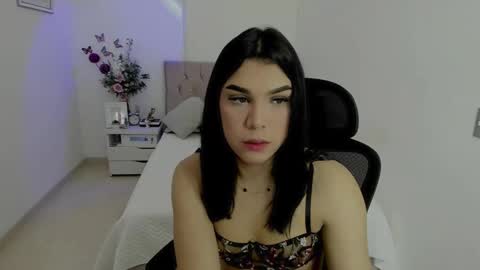 Snapshot of linda_zaam8386 chatting on January 21, 7:06 pm   online show from January 21, 7:06 pm