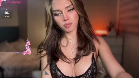 Oh my Amber online show from April 30, 8:57 pm