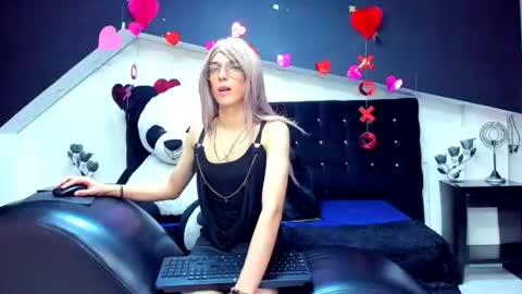 Lis  online show from February 20, 8:38 am