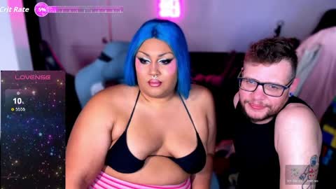 littledracula666 online show from May 18, 7:47 am