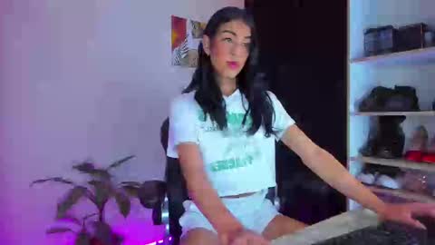 litz_81 online show from March 5, 1:17 am