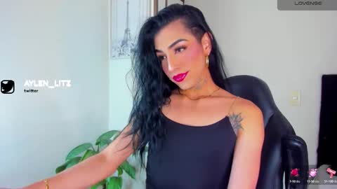 litz_81 online show from October 21, 9:27 pm