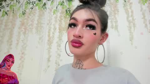 Liz Luna online show from April 18, 8:42 pm