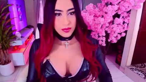 Liza Goth online show from November 19, 7:03 pm