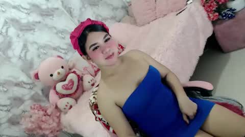 Thea online show from March 29, 8:09 pm