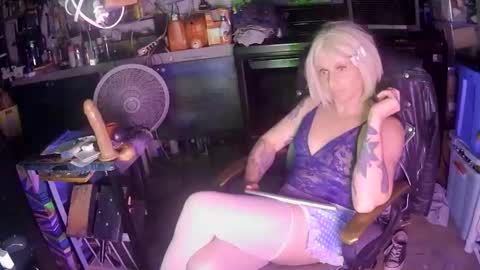 longbeachcd69 online show from February 28, 10:00 am