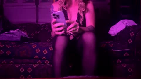 longbeachcd69 online show from March 6, 1:38 pm