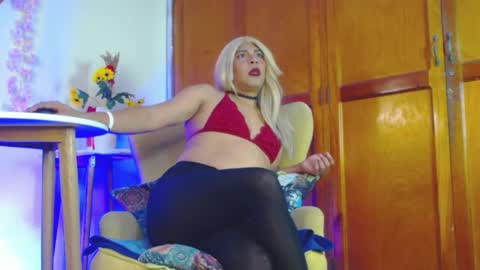 lorena_sexy__ online show from April 7, 4:52 pm