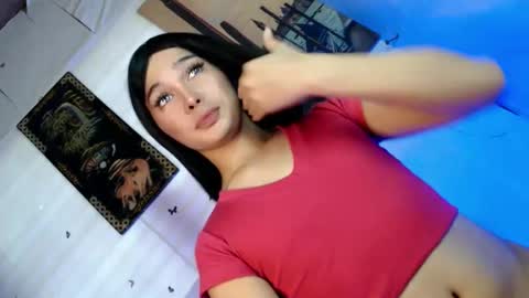 Snapshot of louilalicious chatting on February 4, 6:14 am louilalicious online show from February 4, 6:14 am