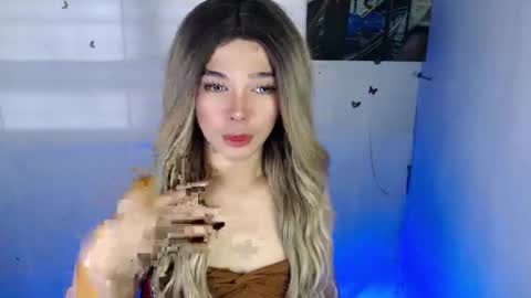 Snapshot of louilalicious chatting on February 11, 5:58 am louilalicious online show from February 11, 5:58 am