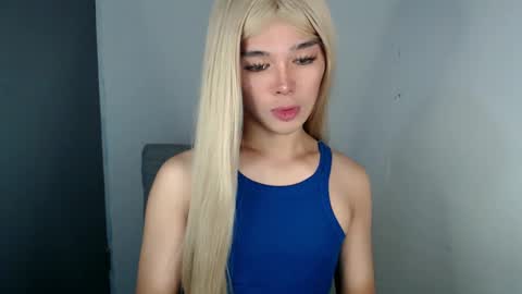 Snapshot of louilalicious chatting on March 7, 12:00 am louilalicious online show from March 7, 12:00 am