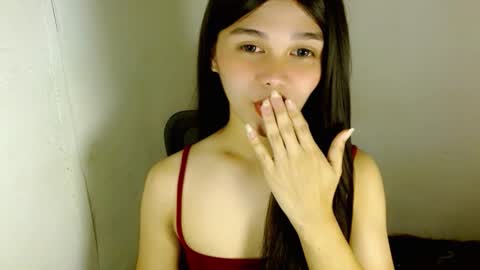 louilalicious online show from January 8, 12:03 am