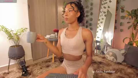 Louis Valdz online show from April 11, 1:22 am