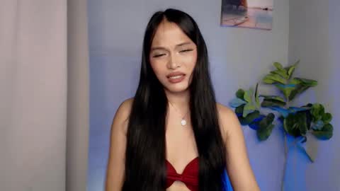 lovely_felicity online show from September 28, 1:43 pm