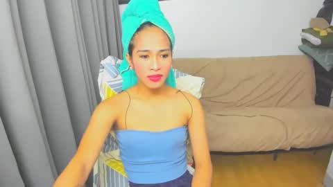 pauleen online show from March 1, 4:40 am