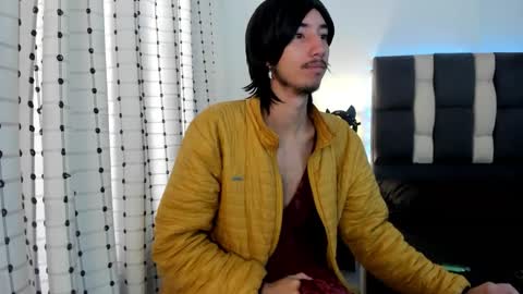 loverisu online show from January 17, 6:59 pm