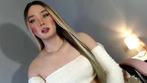 lovers moon22 online show from December 6, 11:52 pm