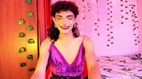Snapshot of lucianromeo17 chatting on September 26, 7:27 am Lucy or Lucian 3 Come to my social Links3   online show from September 26, 7:27 am