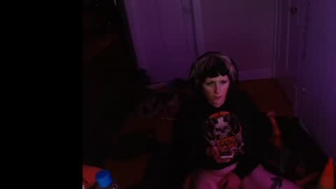 lucylascivious online show from June 14, 1:50 am