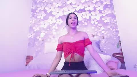 LULU online show from October 16, 7:57 pm