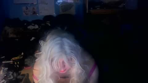 LunaXXX online show from May 27, 3:03 am
