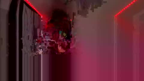 Snapshot of luvvlee chatting on October 26, 10:33 am luvvlee online show from October 26, 10:33 am