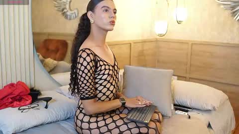 Luxa  online show from April 15, 1:16 pm