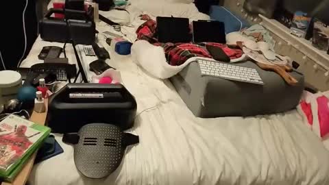 mac1119 online show from February 9, 7:37 am