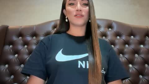 Alison Kloss online show from April 18, 10:43 pm