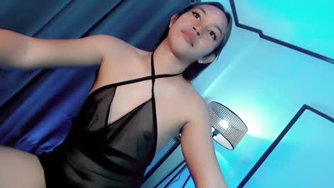 Reyn online show from March 24, 5:51 pm