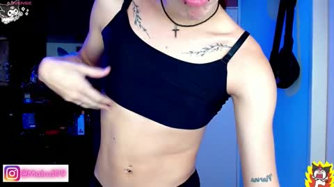   online show from November 21, 3:24 pm