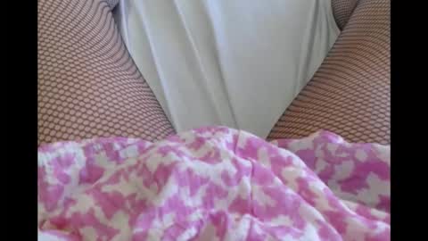 ..          .. online show from October 20, 2:53 pm