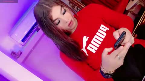 Manuela Kingsley online show from December 20, 11:49 am