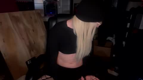 Snapshot of marajadexd chatting on October 25, 9:59 am mara jade online show from October 25, 9:59 am