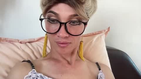 Mari online show from May 6, 6:20 am