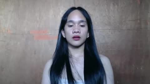 Snapshot of marie_lopez chatting on December 23, 8:55 am yourdreamgirl  MARIE  online show from December 23, 8:55 am