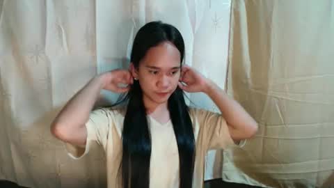 Snapshot of marie_lopez chatting on March 11, 6:08 pm yourdreamgirl  MARIE  online show from March 11, 6:08 pm