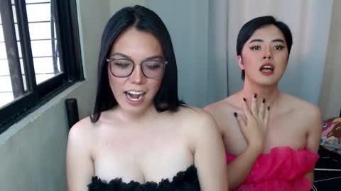 Snapshot of marikosue01 chatting on February 1, 6:32 am marikosue online show from February 1, 6:32 am