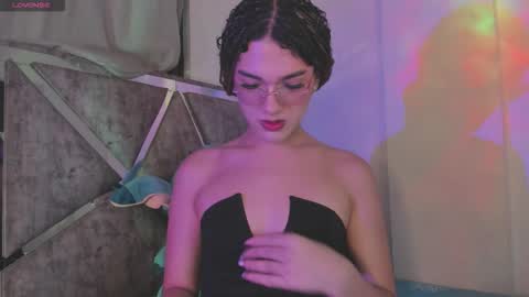 Marilyn online show from November 6, 3:06 am