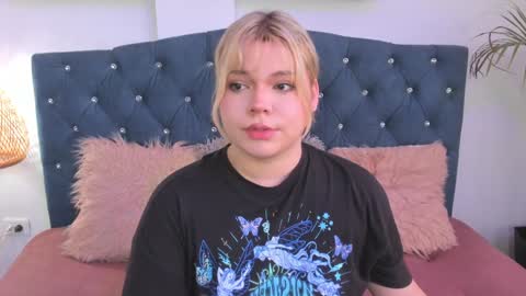 Maxine Minx online show from January 12, 1:27 pm