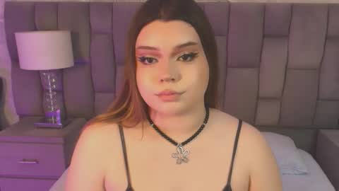 Maxine Minx online show from November 25, 6:26 am