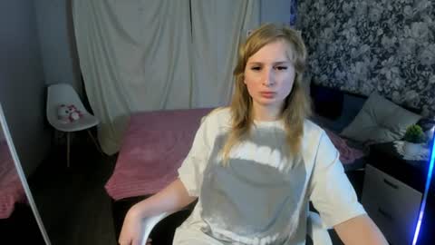 Leila online show from July 9, 12:20 pm