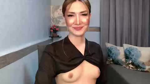 Megan online show from March 12, 10:04 pm