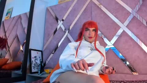 meghanqueen__ online show from March 22, 8:41 am