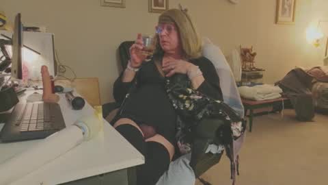 Melody online show from February 28, 3:19 pm