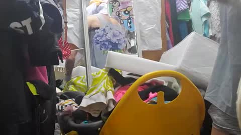 Snapshot of merelyalover chatting on March 7, 6:07 am gurlnips online show from March 7, 6:07 am