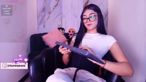 Mhia Kate online show from March 3, 12:12 pm