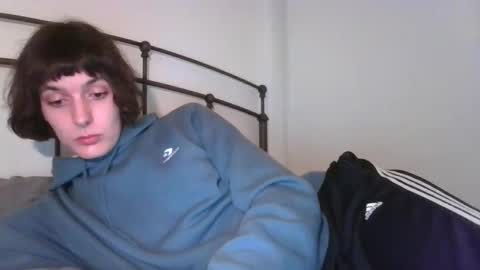 mia_177 online show from March 17, 6:26 am